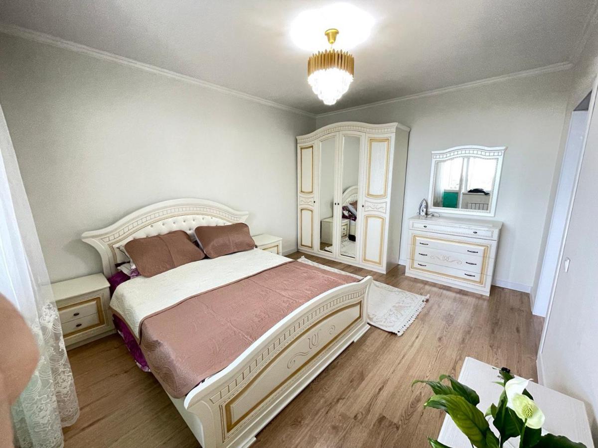Apartment In الماتي المظهر الخارجي الصورة